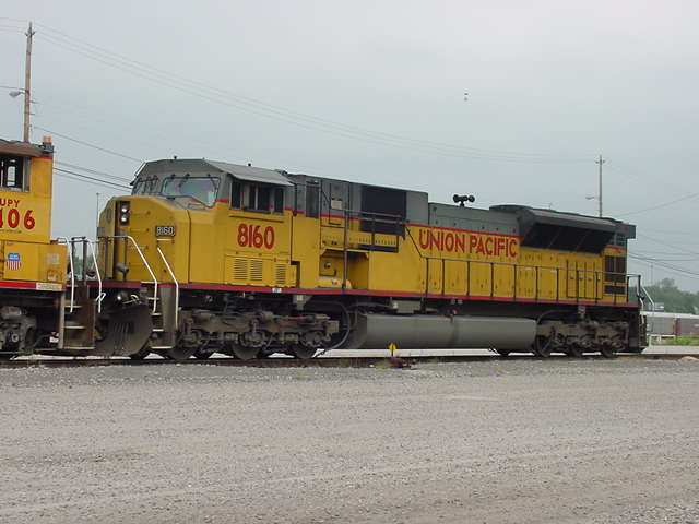 UP SD9043MAC 8160